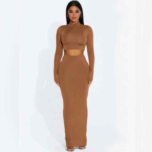 NWT Naked Wardrobe Bodycon Maxi Skirt Butter women’s Small tan beige - Picture 1 of 4